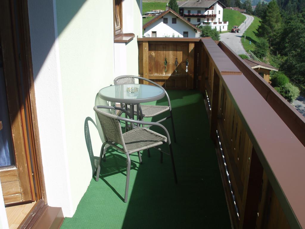Ferienwohnung Nancy Jerzens Exteriör bild